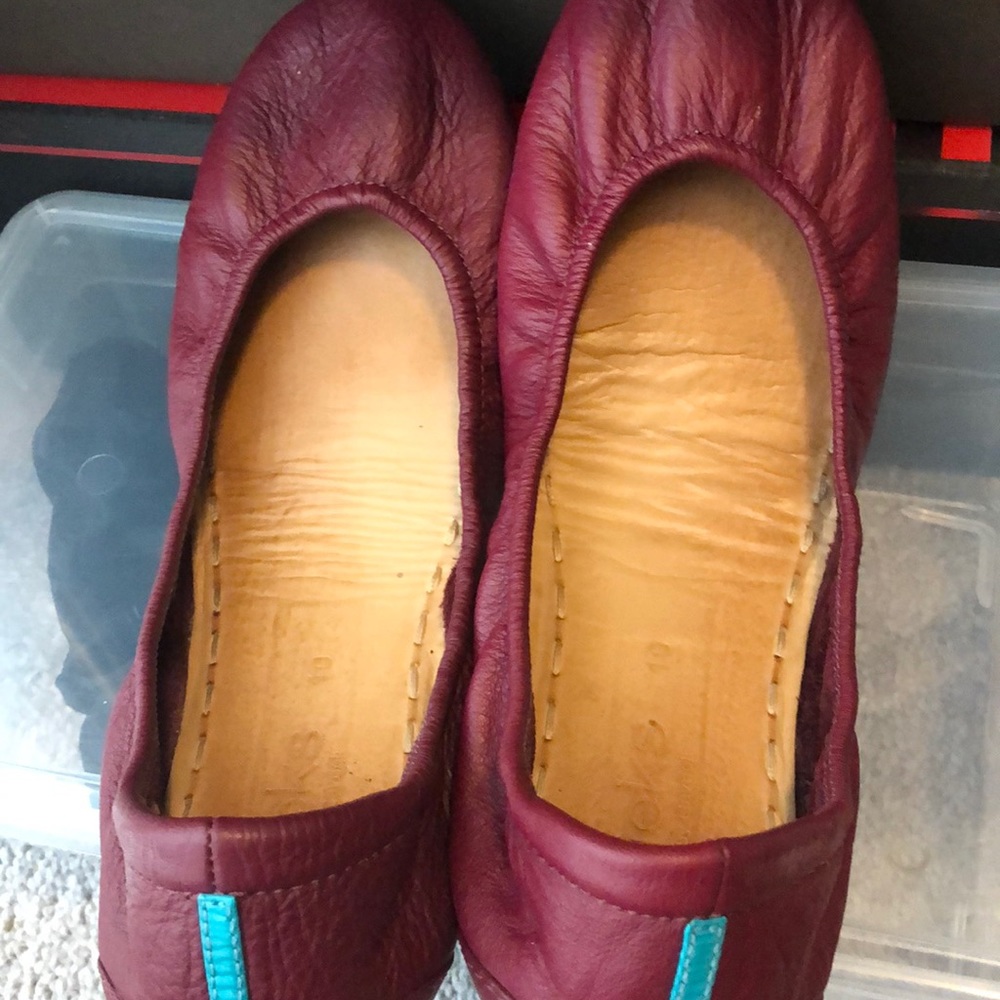 Tieks flats
